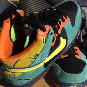 Nike dunk high skate or die( ORIGINAL BOX).Size9.5